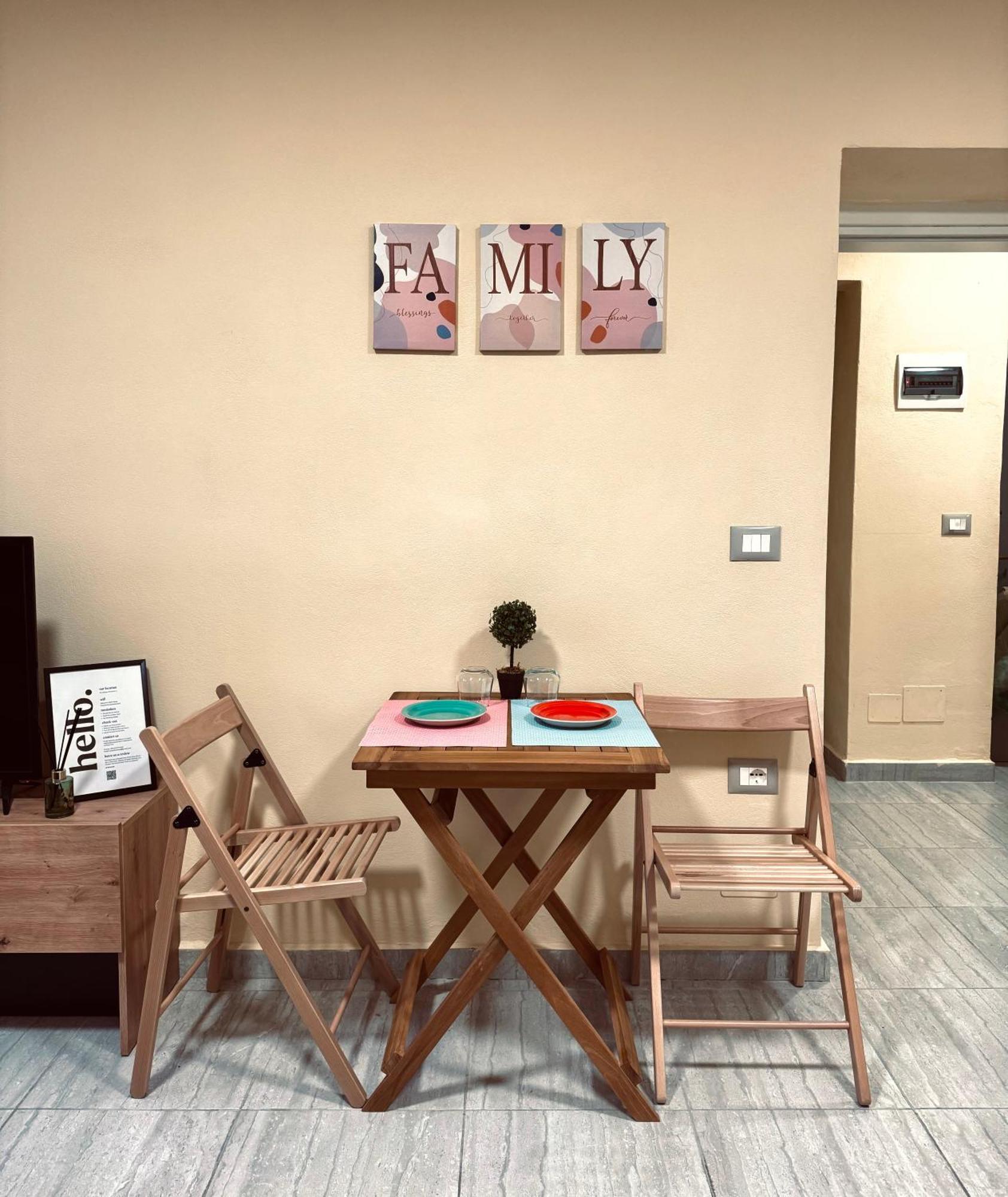 Urban Apartment In Blloku Tirana Kültér fotó